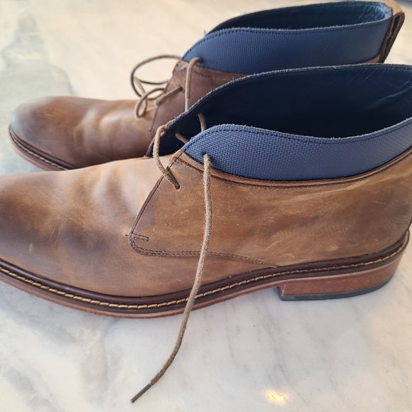 Colehaan chukka boots